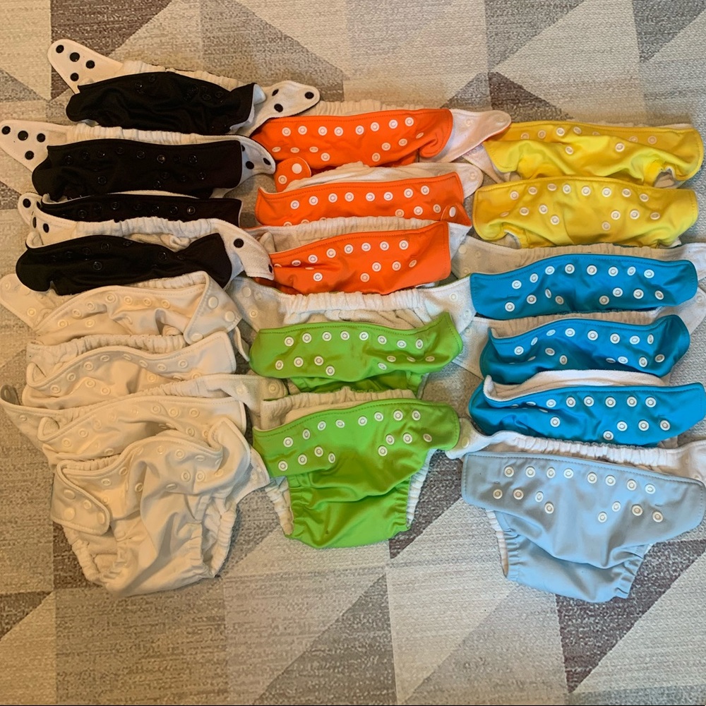 Lot of 19 Cloth Diapers - Charlie Banana